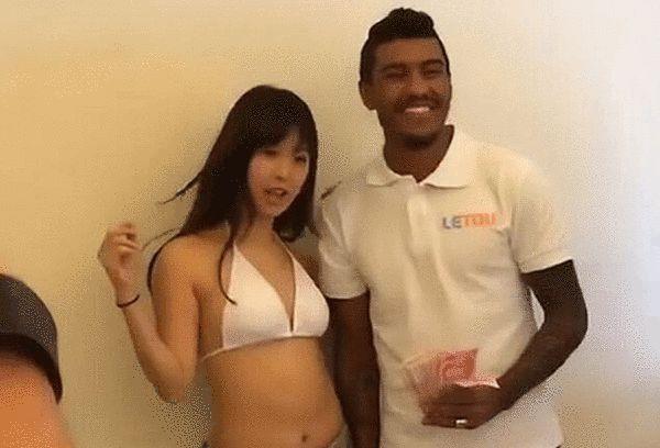 亚洲欧美精品一区